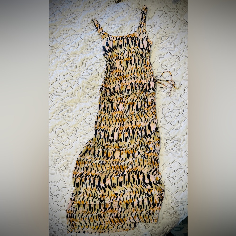 NWOT House of Harlow 1960 Black and Orange cut out Maxi Sundress. Size L